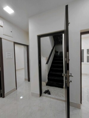  Office Space For Sale in Bhawanipore