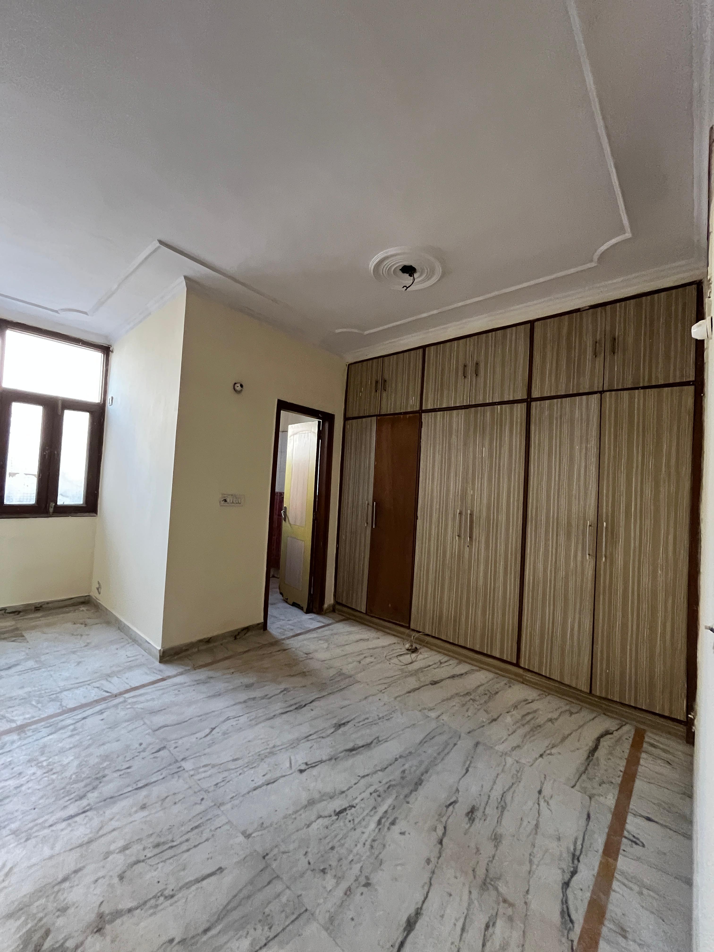 3 BHK + Extra Room Apartment For Sale in Chanakya Puri, Rajddpt ma