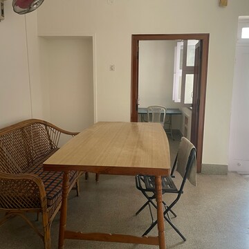 Furnished Amenities in 2 BHK Independent House at Shanthi Nagar – for Rent