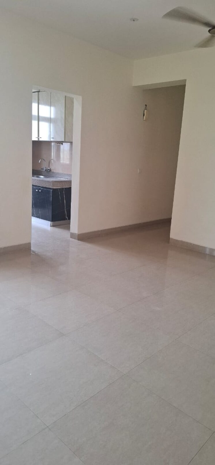 Room, emaar-emerald-estate 3 Bedroom 1395 Sq.Ft. Apartment In Sector 65 Gurgaon 9119615