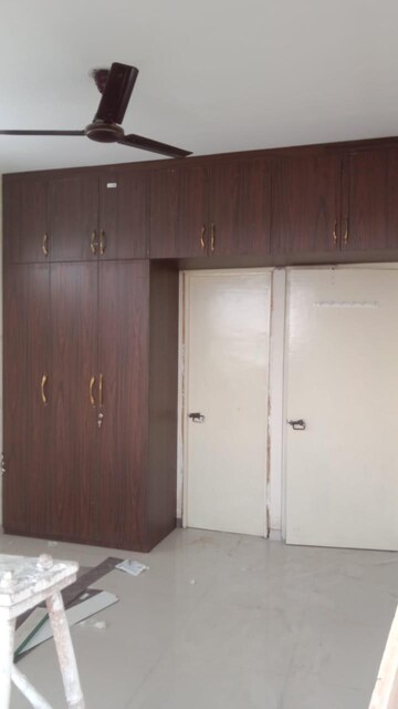 Room in 2 BHK Apartment at Pyramid Fusion Homes, Sector 70a – for Rent