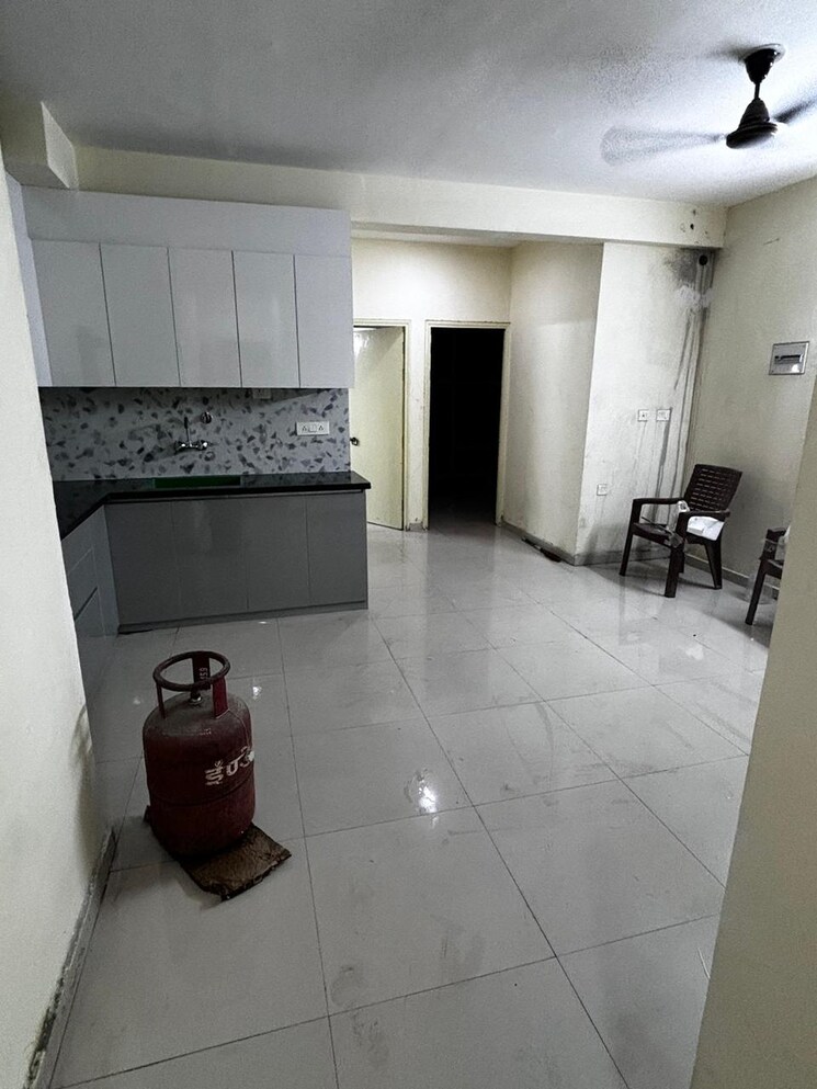 Kitchen, pyramid-fusion-homes 2 Bedroom 680 Sq.Ft. Apartment In Sector 70a Gurgaon 9119639