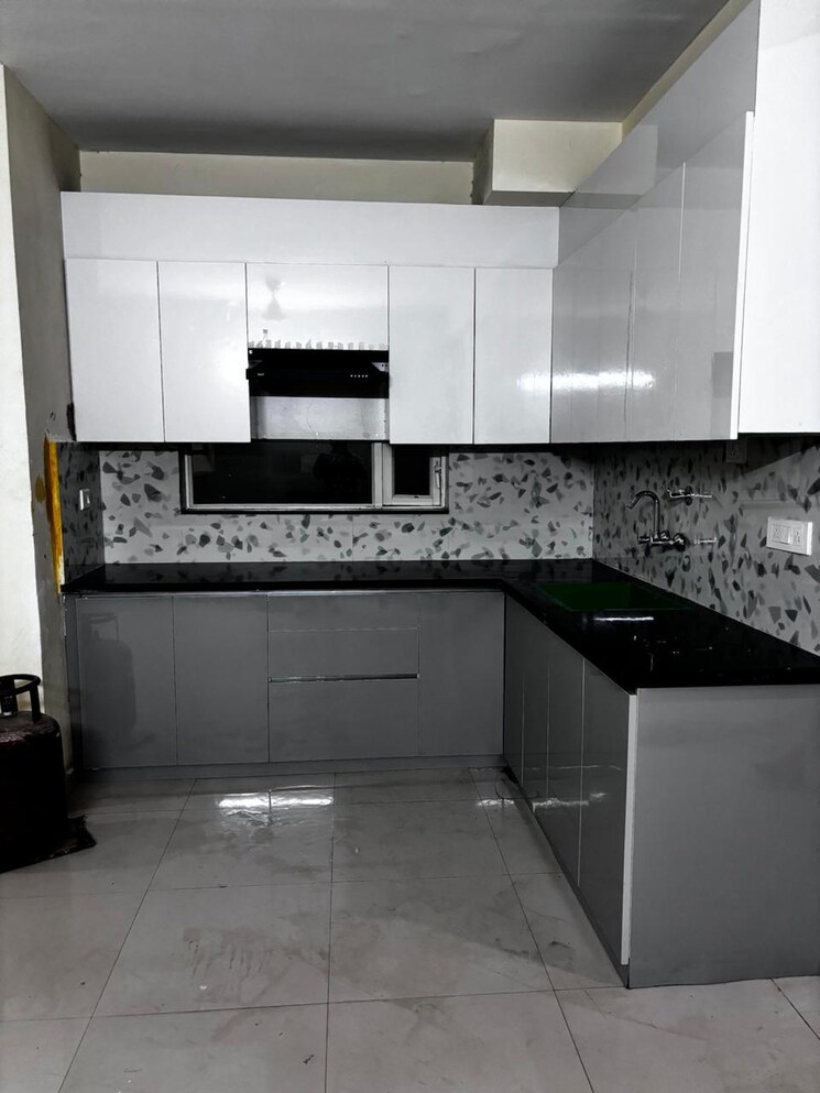 Kitchen, pyramid-fusion-homes 2 Bedroom 680 Sq.Ft. Apartment In Sector 70a Gurgaon 9119639
