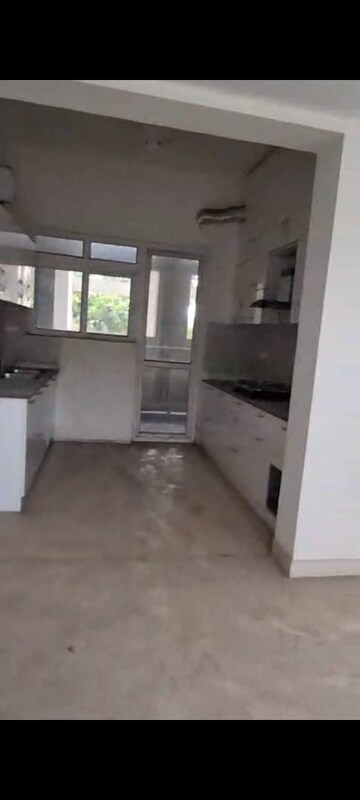 Kitchen in 4 BHK Apartment at BPTP Mansions, Sector 66 – for Rent