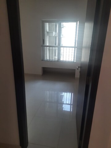 Room in 2 BHK Apartment at Matrix Landmark, Pushpak Nagar – for Sale