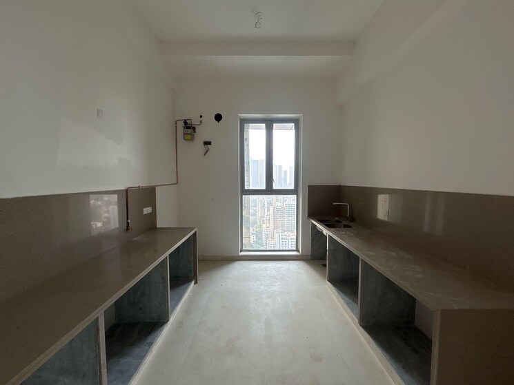 Kitchen, kalpataru-avana 3 Bedroom 1842 Sq.Ft. Apartment In Parel Mumbai 9119651