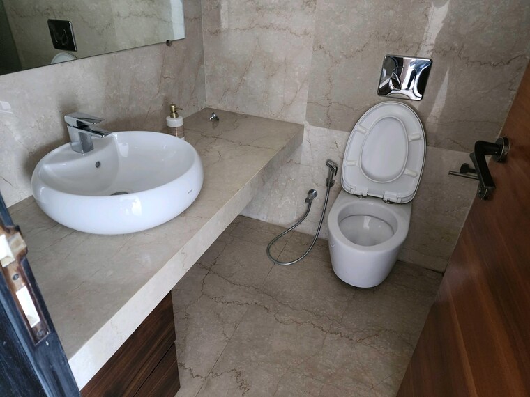 Bathroom, omkar-1973 3 Bedroom 2197 Sq.Ft. Apartment In Worli Mumbai 9119709