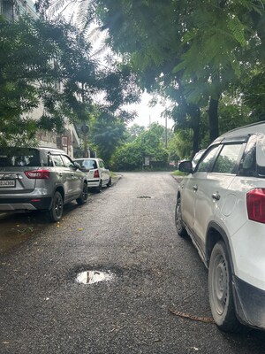 Parking in 3 BHK Independent House at Sector 40 – for Sale