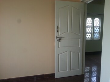 Room in 3 BHK Independent House at Rt Nagar – for Rent