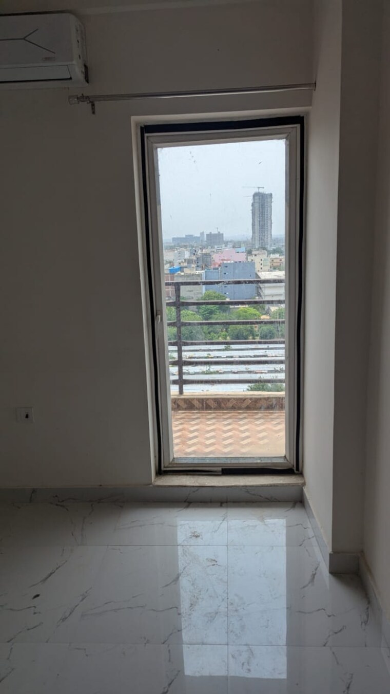 Balcony, pivotal-paradise 3 Bedroom 716 Sq.Ft. Apartment In Sector 62 Gurgaon 9119728