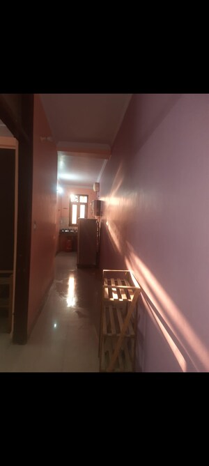 2.5 BHK Builder Floor – Entrance View at Mayur Vihar Phase 1 - for Rent