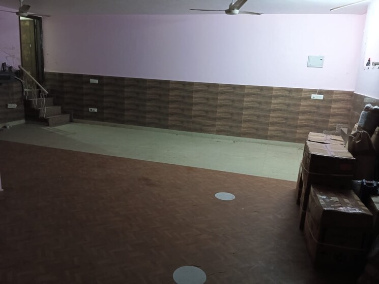 Team Area, gulmohar park Commercial Office Space 750 Sq.Ft. In Gulmohar Park Delhi 9119792