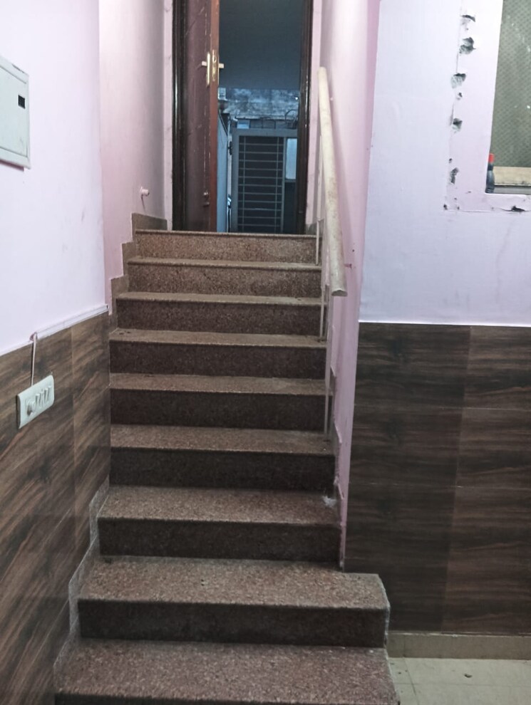 undefined, gulmohar park Commercial Office Space 750 Sq.Ft. In Gulmohar Park Delhi 9119792