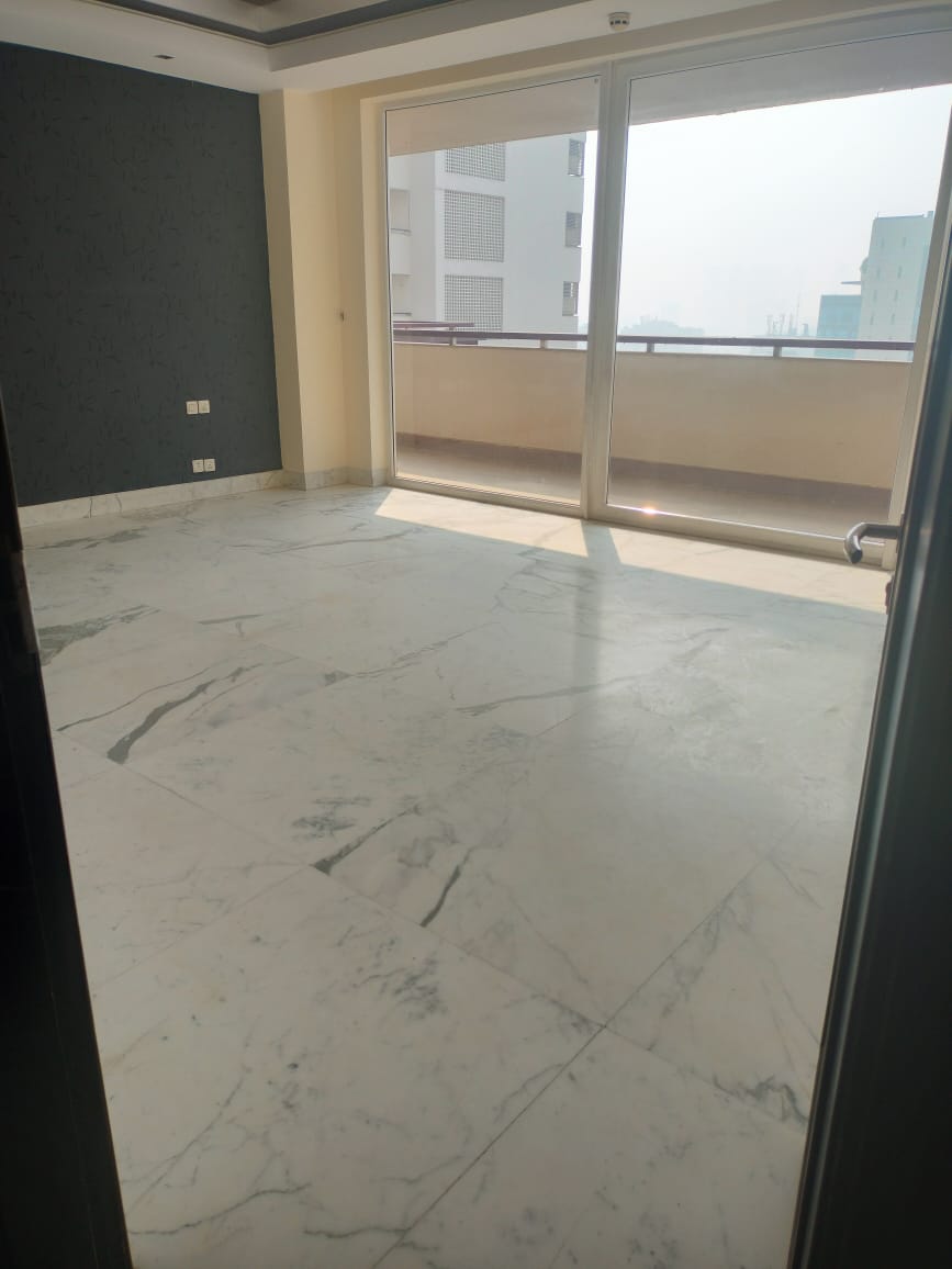 4 BHK + Servant Room 4495 Sq.Ft. Apartment in Salcon The Verandas