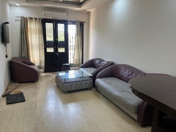 Living Room in 3 BHK Builder Floor at Kohli One Malibu Town, Sector 47 – for Rent