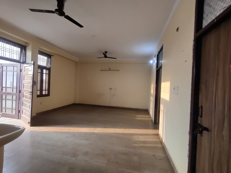 Room, gomti nagar 2 Bedroom 1250 Sq.Ft. Independent House In Gomti Nagar Lucknow 9119895