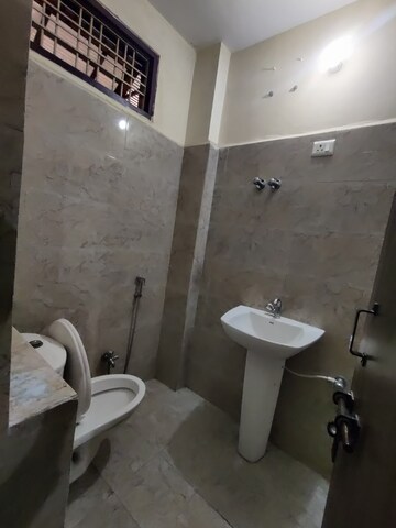 Bathroom in 2 BHK Independent House at Gomti Nagar – for Rent
