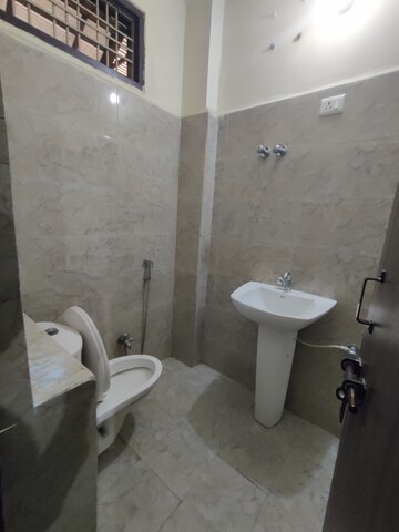 Bathroom in 2 BHK Independent House at Gomti Nagar – for Rent