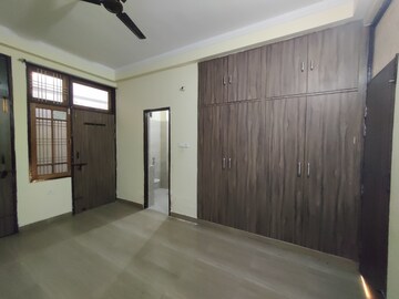 Room in 2 BHK Independent House at Gomti Nagar – for Rent