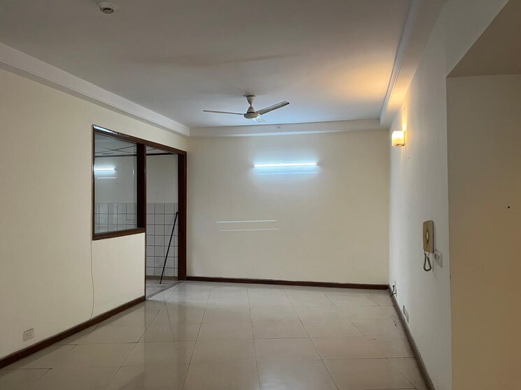 Room, unitech-uniworld-gardens 3 Bedroom 2027 Sq.Ft. Apartment In Sector 47 Gurgaon 9119929