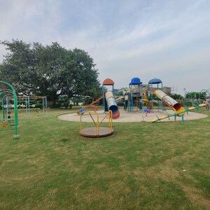  Plot – Garden View at Meffier Golden Park, Sohna Sector 4 - for Sale