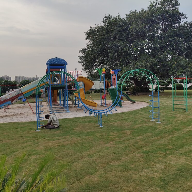 Garden, meffier-golden-park  160 Sq.Yd. Plot In Sohna Sector 4 Gurgaon 9119939