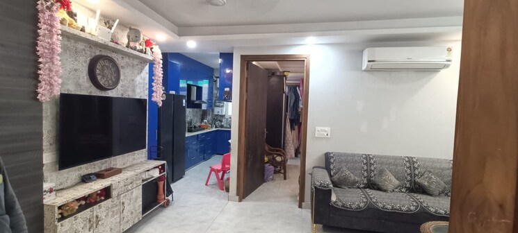  Parking, vasant kunj enclave 2 Bedroom 800 Sq.Ft. Builder Floor In Vasant Kunj Enclave Delhi 9119957