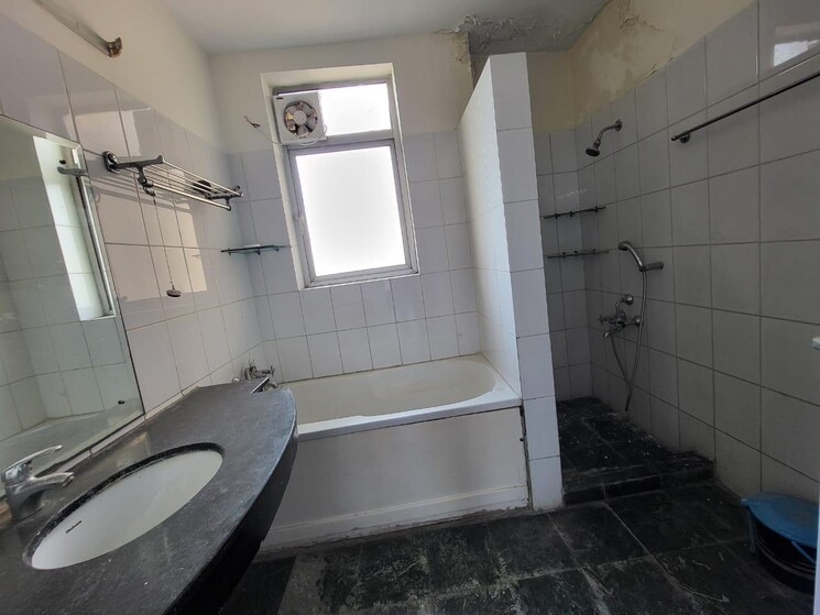 Bathroom, central-park-ii-bellevue 3 Bedroom 2350 Sq.Ft. Apartment In Sector 48 Gurgaon 9119985