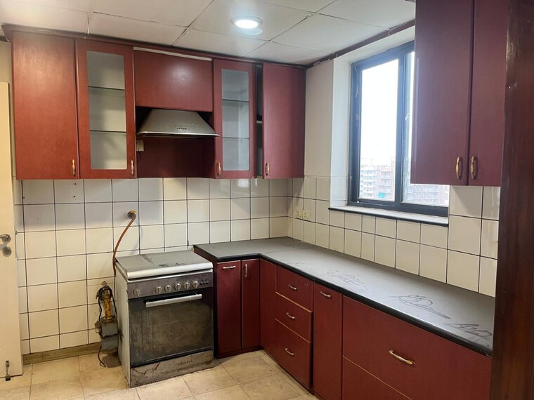 Kitchen, unitech-uniworld-gardens 3 Bedroom 2027 Sq.Ft. Apartment In Sector 47 Gurgaon 9120025