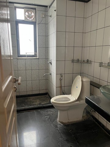 Bathroom in 3 BHK Apartment at Unitech Uniworld Gardens, Sector 47 – for Sale