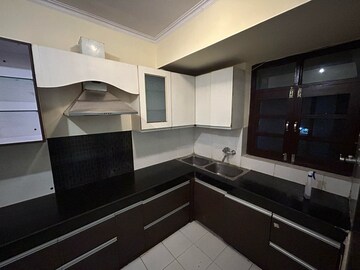 Kitchen in 4 BHK Apartment at Urja Towers, Sector 47 – for Rent