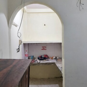 Furnished Amenities in 1 BHK Builder Floor at New Ashok Nagar – for Sale