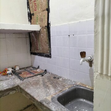 Bathroom in 1 BHK Builder Floor at New Ashok Nagar – for Sale