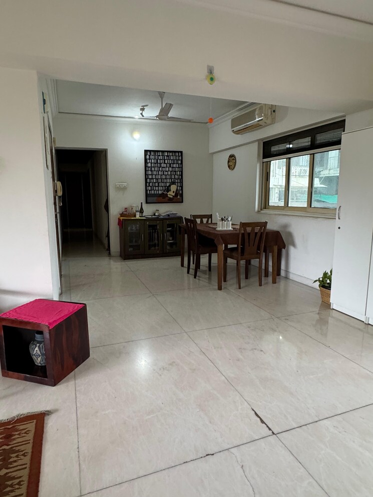 Living Room, bandra west 4 Bedroom 2000 Sq.Ft. Apartment In Bandra West Mumbai 9120197