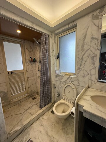 Building Lobby in 4 BHK Apartment at Bandra West – for Rent