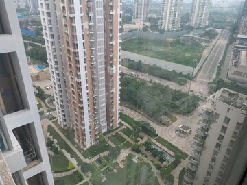 Balcony in 2.5 BHK Apartment at Pioneer Park Phase 1, Sector 61 – for Rent