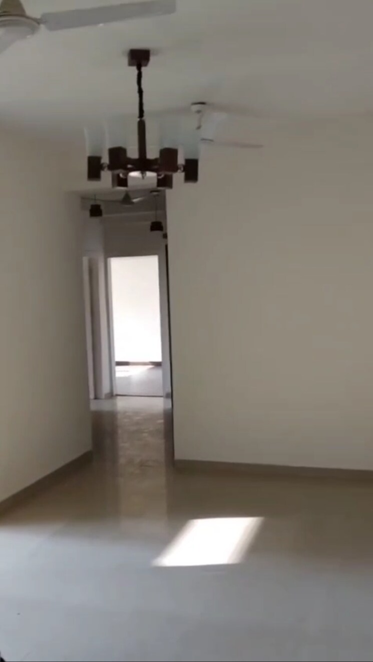 Room, mahagun-mywoods 2.5 Bedroom 1110 Sq.Ft. Apartment In Sector 16c Greater Noida Greater Noida 9120245