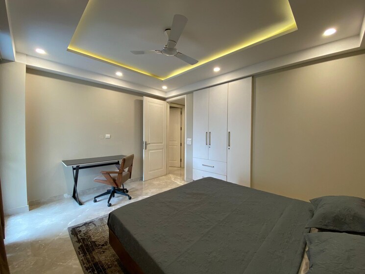 Master Bedroom, defence colony 3 Bedroom 217 Sq.Yd. Apartment In Defence Colony Delhi 9120213