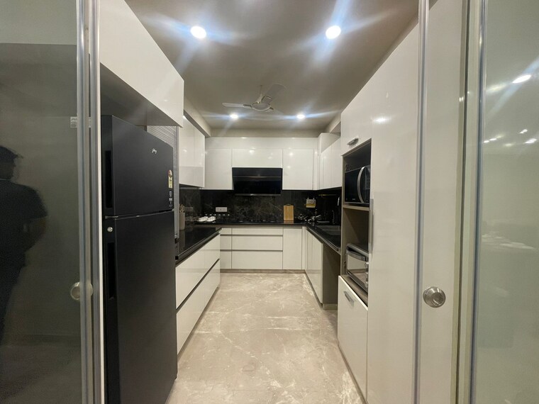 Kitchen, defence colony 3 Bedroom 217 Sq.Yd. Apartment In Defence Colony Delhi 9120213