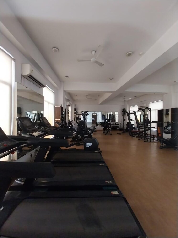 Gym, pioneer-park-phase-1 3.5 Bedroom 1800 Sq.Ft. Apartment In Sector 61 Gurgaon 9120224