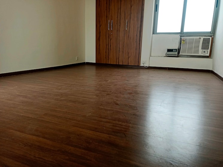 Room, pioneer-park-phase-1 3.5 Bedroom 1800 Sq.Ft. Apartment In Sector 61 Gurgaon 9120224