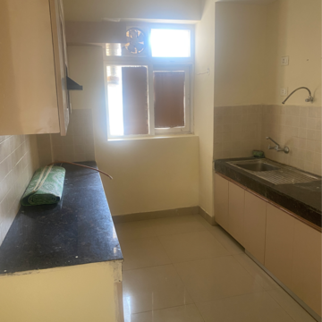Room in 3 BHK Apartment at Ansal Height 86, Nawada Fatehpur – for Rent