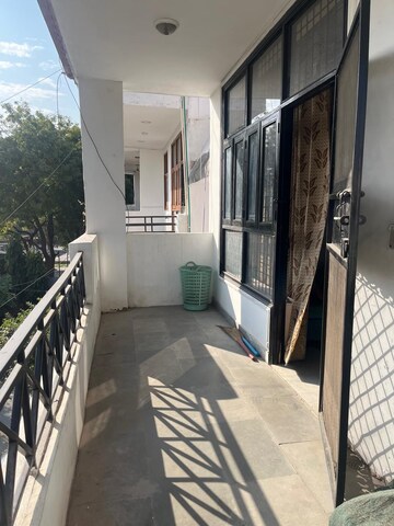 Balcony in 2 BHK Builder Floor at Sector 37 – for Rent