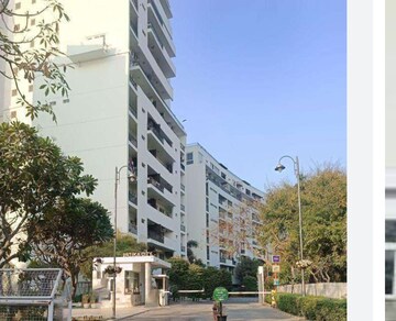 2 BHK Apartment – Exterior View View at Vatika City, Sector 49 - for Rent