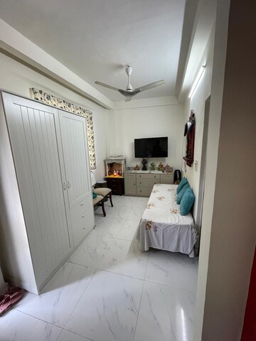 Living Room in 2 BHK Apartment at Safdarjung Development Area – for Rent
