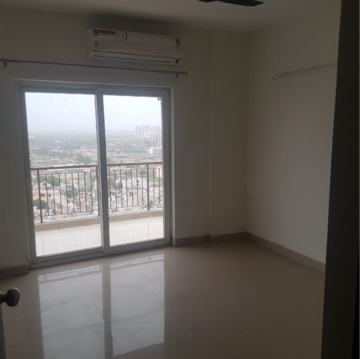 Room in 2 BHK Apartment at Spaze Privvy The Address, Hayatpur – for Sale