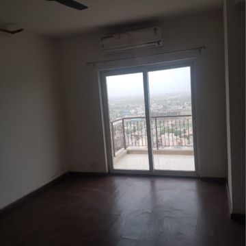 Room in 2 BHK Apartment at Spaze Privvy The Address, Hayatpur – for Sale