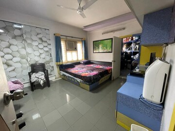 Bedroom in 3 BHK Apartment at Satellite – for Rent