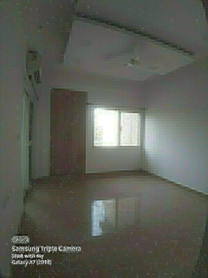 Bedroom in 4 BHK Apartment at Ramprastha Platinum Premier, Vaishali Sector 3 – for Sale