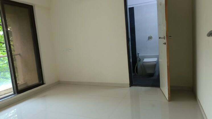Attached Bathroom, santacruz east 3 Bedroom 850 Sq.Ft. Apartment In Santacruz East Mumbai 9120477